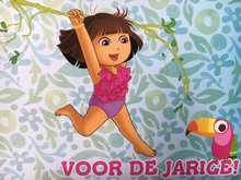 Dora ansichtkaart met opdruk ; voor de jarige !